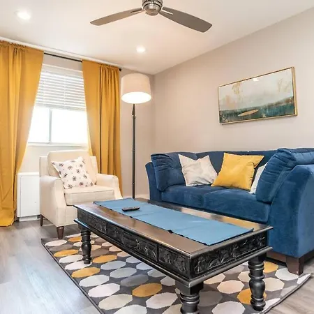 Downtown 1Bd Condo Excellent View! Onsite Parking Lm1704